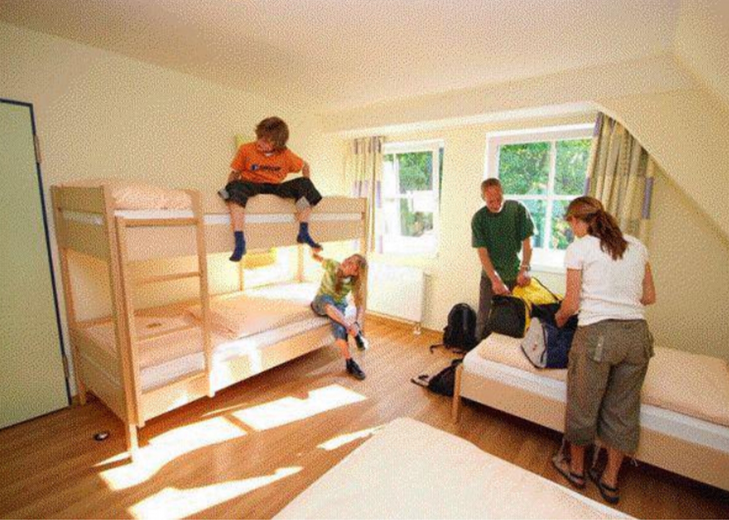 Naturschutz-Jugendherberge Altenahr Familien- und Jugendgästehaus Naturschutz-Jugendherberge Altenahr Familien- und Jugendgästehaus