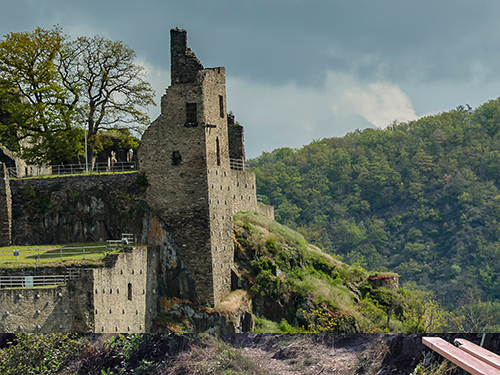 Ansicht der Burgruine Are