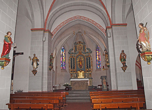 Innenansicht der Pfarrkirche zu Altenahr